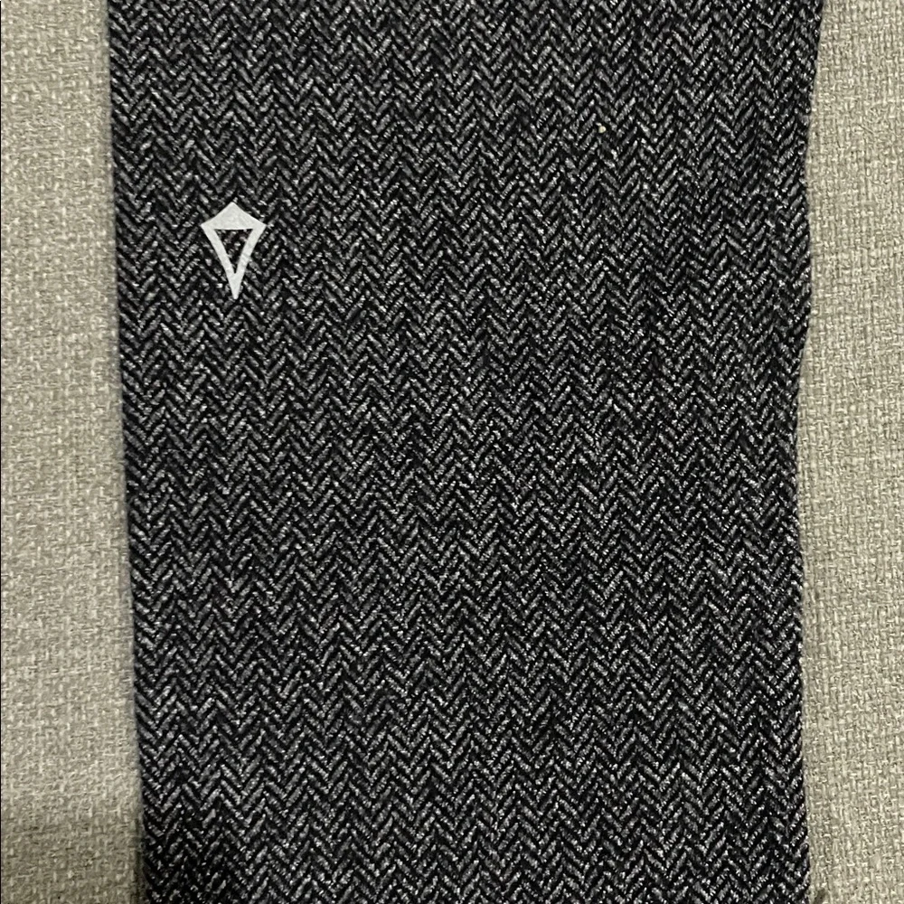 Ivivva Heathered Dark Gray black Kids Wunder under Leggings